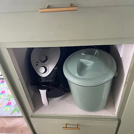 Cosy Caravan Sleeps 2 With Patio And Parking Casa vacanze *